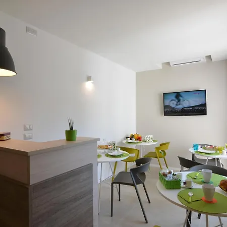 Graffiti Nocleg ze śniadaniem