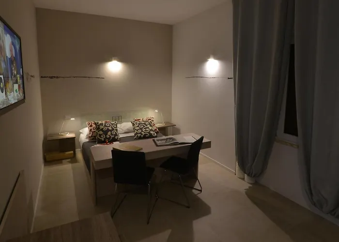 Oda ve Kahvaltı Graffiti 3*