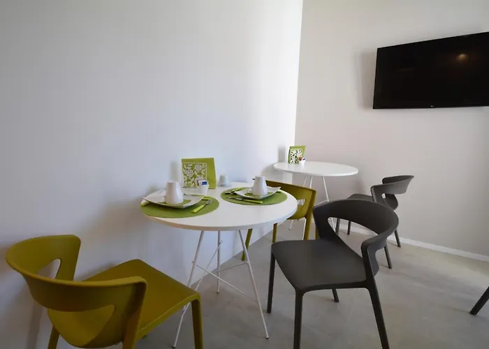 Graffiti Oda ve Kahvaltı